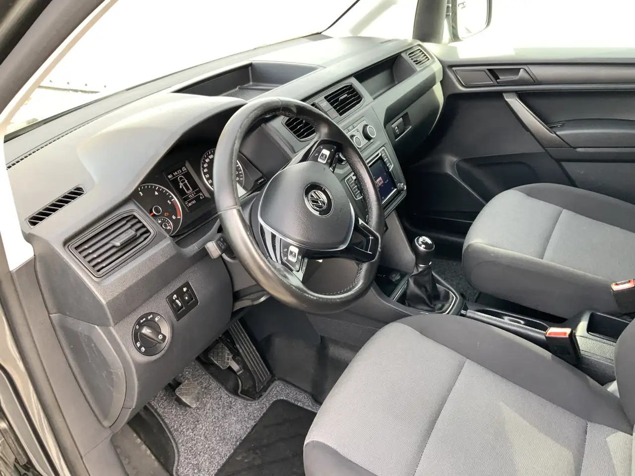 Volkswagen Caddy 2.0 TDI L2H1 BMT Maxi Exclusive Edtion Airco Navi - Små skåpbil: bild 5 Volkswagen Caddy 2.0 TDI L2H1 BMT Maxi Exclusive Edtion Airco Navi - Små skåpbil: bild 5