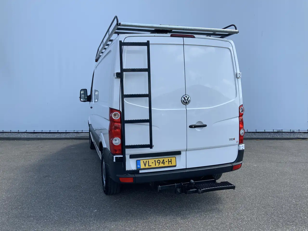 Volkswagen Crafter 35 2.0 TDI L1H1 Airco Cruise 3 Zits Trekhaak 2000 - Skåpbil: bild 2 Volkswagen Crafter 35 2.0 TDI L1H1 Airco Cruise 3 Zits Trekhaak 2000 - Skåpbil: bild 2