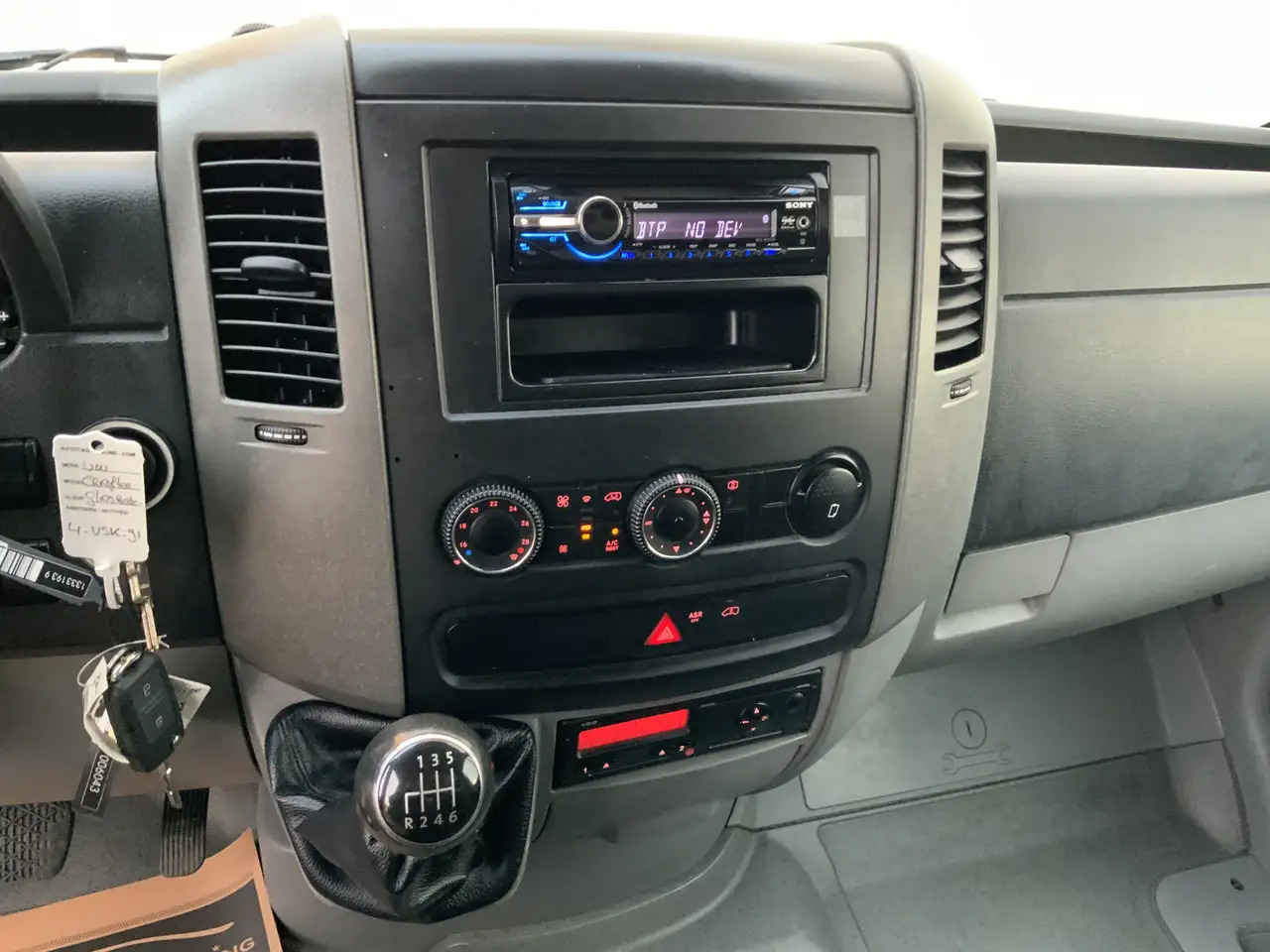 Volkswagen Crafter 35 2.0 TDI L3H1 Glasresteel Airco Cruise 3 Zits UI - Volymskåp, Utility/ Specialfordon: bild 5 Volkswagen Crafter 35 2.0 TDI L3H1 Glasresteel Airco Cruise 3 Zits UI - Volymskåp, Utility/ Specialfordon: bild 5