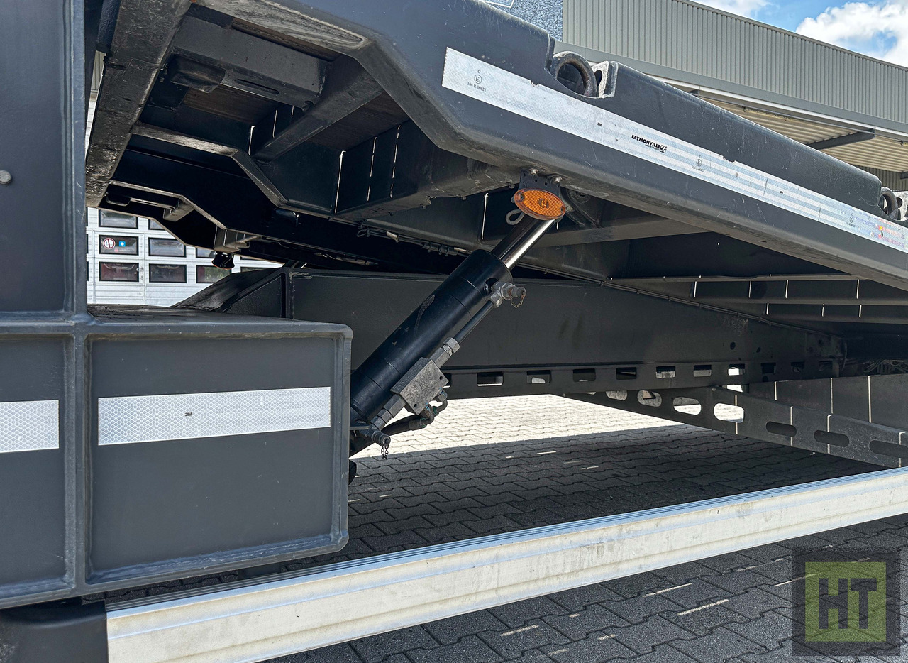 Faymonville 3-Achs-Semi mit hydr. Ladeboden und hydr. Rampen mit Holzbelag - Låg lastare semitrailer: bild 3 Faymonville 3-Achs-Semi mit hydr. Ladeboden und hydr. Rampen mit Holzbelag - Låg lastare semitrailer: bild 3