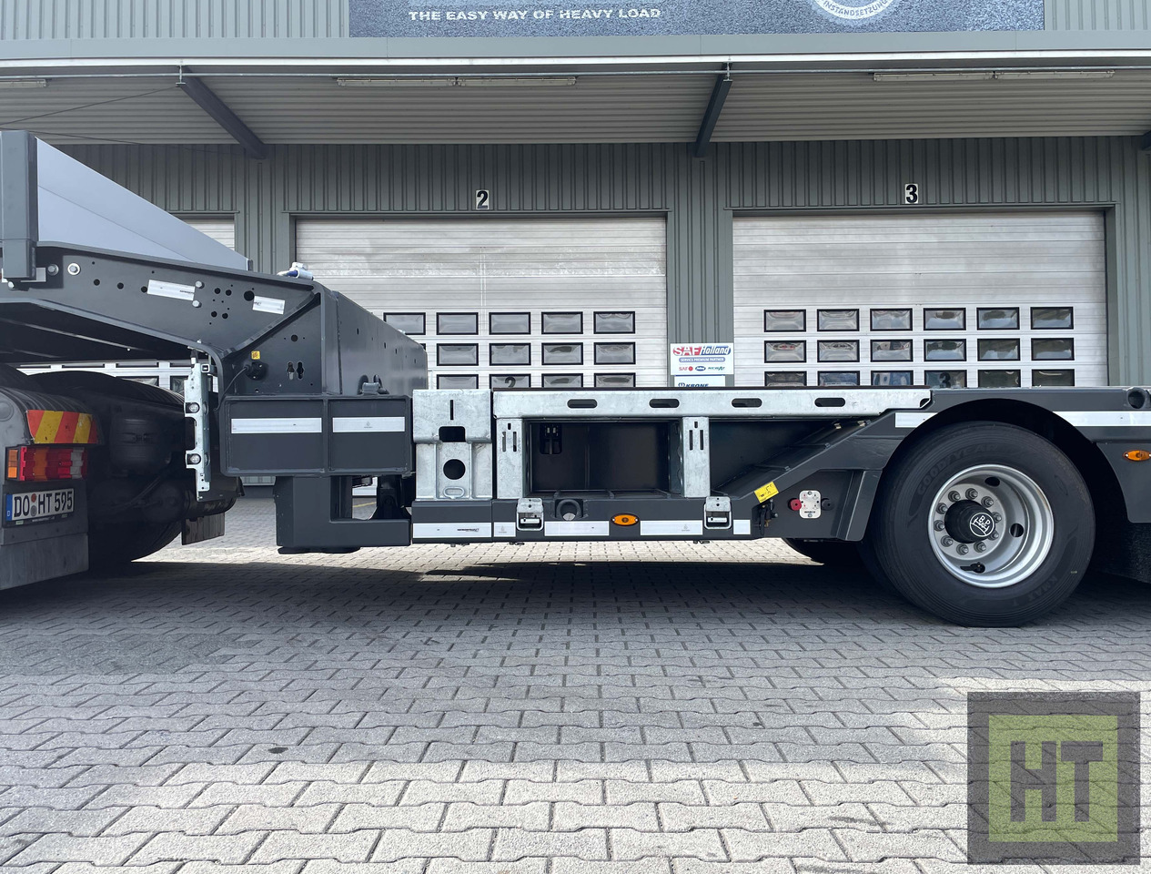 Faymonville 4-(2+2)-Achs-Tele-Semi m. Radmulden u. Rampen - Låg lastare semitrailer: bild 3 Faymonville 4-(2+2)-Achs-Tele-Semi m. Radmulden u. Rampen - Låg lastare semitrailer: bild 3