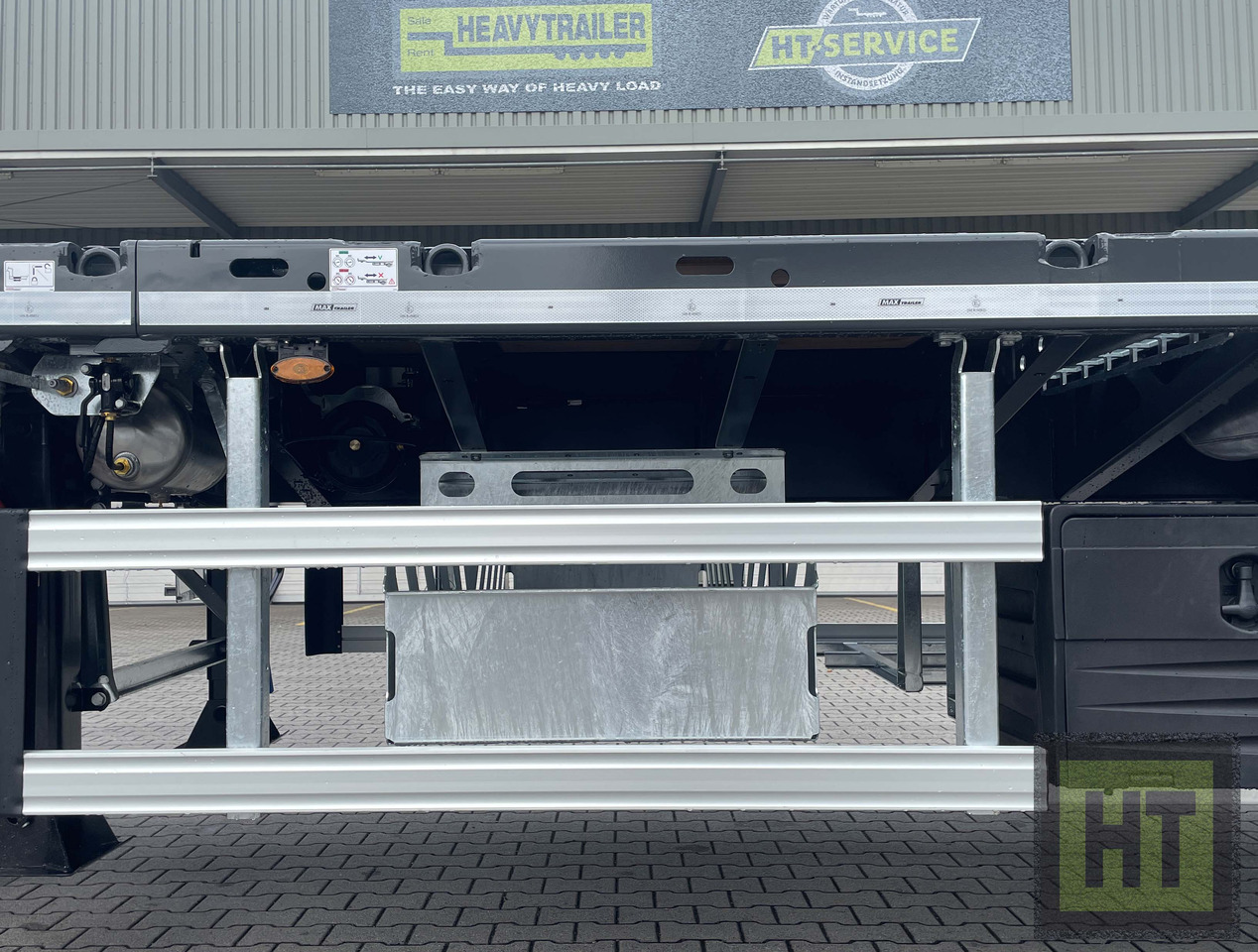 Faymonville MAX Trailer 3-Achs-Doppeltele-Plateau zwangsgelenkt - Flaktrailer: bild 2 Faymonville MAX Trailer 3-Achs-Doppeltele-Plateau zwangsgelenkt - Flaktrailer: bild 2