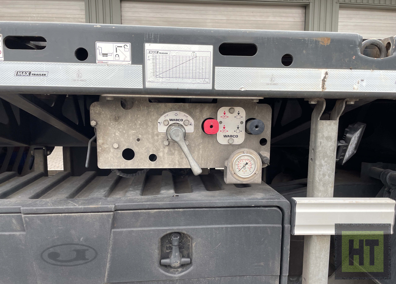 Faymonville MAX Trailer 3-Achs-Doppeltele-Plateau zwangsgelenkt - Låg lastare semitrailer: bild 4 Faymonville MAX Trailer 3-Achs-Doppeltele-Plateau zwangsgelenkt - Låg lastare semitrailer: bild 4