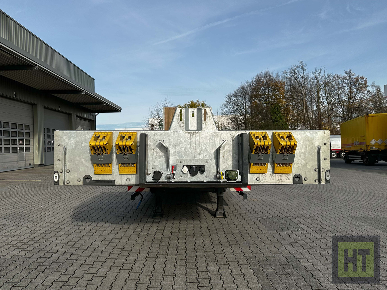 Faymonville MAX Trailer 4-Achs-Mega-Tele-Semi mit Rampen - Låg lastare semitrailer: bild 3 Faymonville MAX Trailer 4-Achs-Mega-Tele-Semi mit Rampen - Låg lastare semitrailer: bild 3