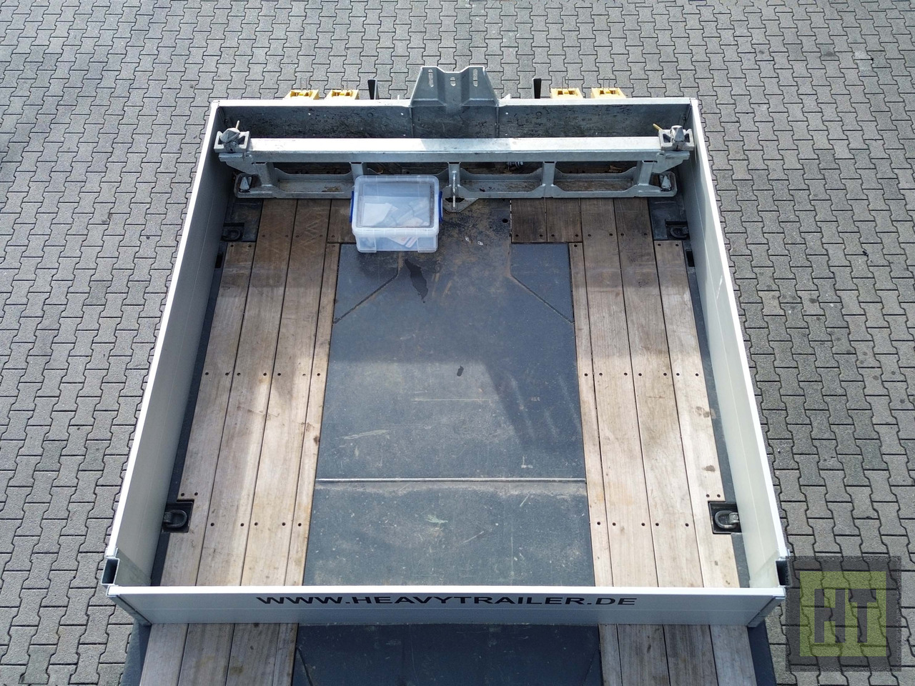 Faymonville MAX Trailer 4-Achs-Mega-Tele-Semi mit Rampen - Låg lastare semitrailer: bild 2 Faymonville MAX Trailer 4-Achs-Mega-Tele-Semi mit Rampen - Låg lastare semitrailer: bild 2