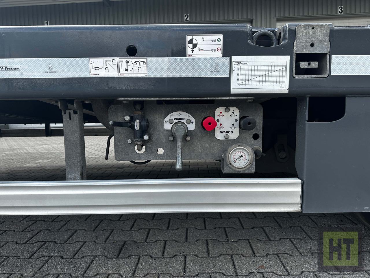 Faymonville MAX Trailer 4-Achs-Mega-Tele-Semi-niedrigbereift - Låg lastare semitrailer: bild 5 Faymonville MAX Trailer 4-Achs-Mega-Tele-Semi-niedrigbereift - Låg lastare semitrailer: bild 5