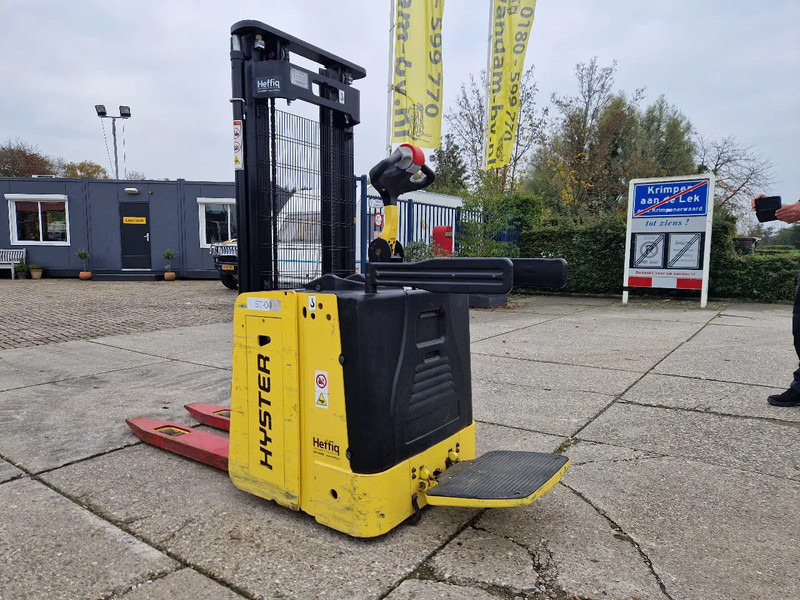 Hyster S1.5S elektrische stapelaar hefhoogte 3.17m. - Staplare: bild 4 Hyster S1.5S elektrische stapelaar hefhoogte 3.17m. - Staplare: bild 4