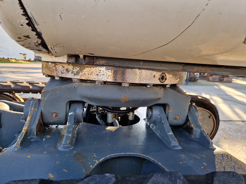 WACKER NEUSON 2404RD kan op een (berg)helling draaien - Minigrävmaskin: bild 4 WACKER NEUSON 2404RD kan op een (berg)helling draaien - Minigrävmaskin: bild 4