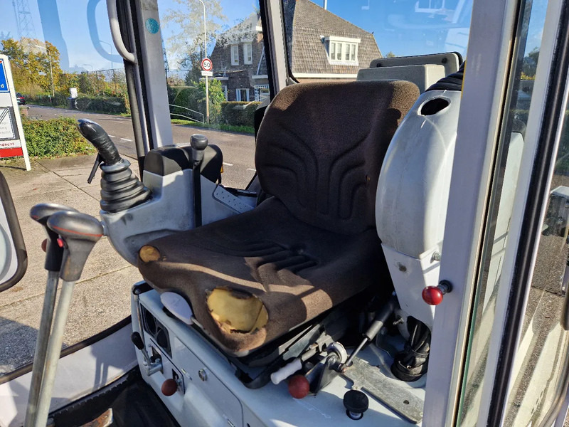 Minigrävmaskin WACKER NEUSON 2404RD met nivelleersysteem, mountain proof: bild 9 Minigrävmaskin WACKER NEUSON 2404RD met nivelleersysteem, mountain proof: bild 9