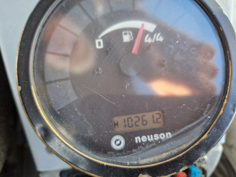 Minigrävmaskin WACKER NEUSON 2404RD met nivelleersysteem, mountain proof: bild 12 Minigrävmaskin WACKER NEUSON 2404RD met nivelleersysteem, mountain proof: bild 12