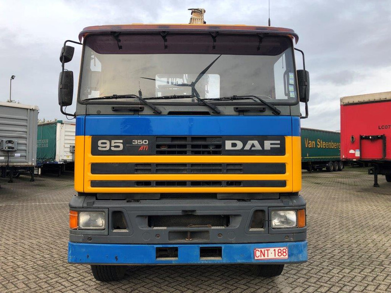 DAF 95.350 ATi - 6x4 - Tippbil lastbil, Kranbil: bild 2 DAF 95.350 ATi - 6x4 - Tippbil lastbil, Kranbil: bild 2