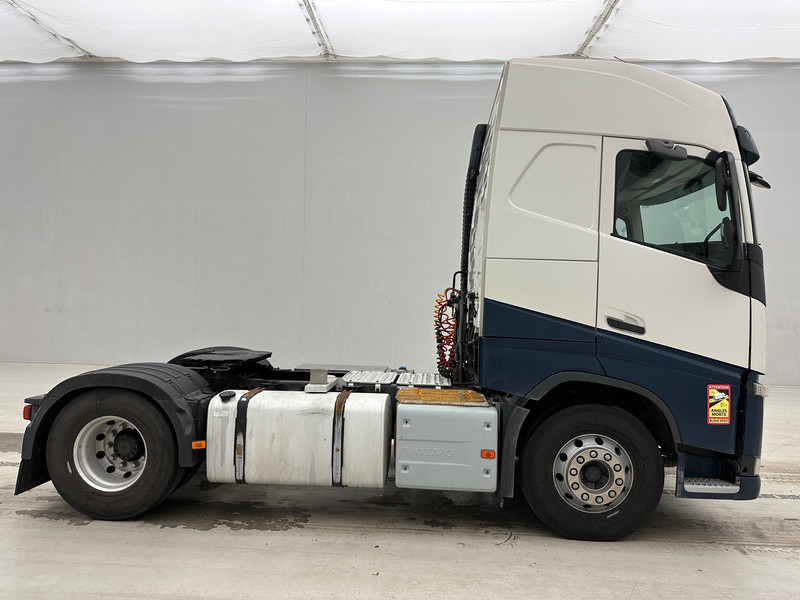 Volvo FH 420 Globetrotter - ADR - Dragbil: bild 4 Volvo FH 420 Globetrotter - ADR - Dragbil: bild 4