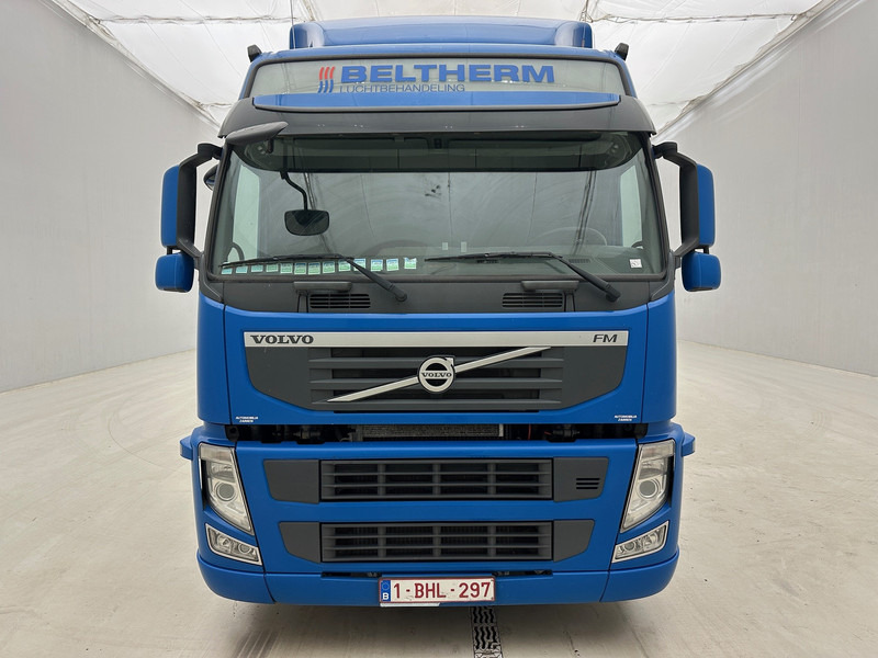 Volvo FM 370 + Renders Tautliner X-steering - Dragbil: bild 2 Volvo FM 370 + Renders Tautliner X-steering - Dragbil: bild 2