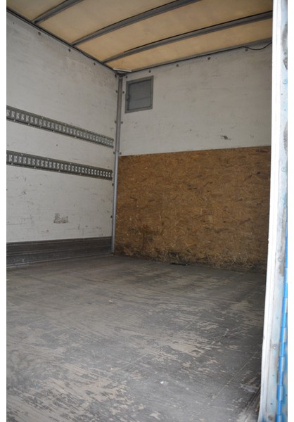 Iveco Eurocargo 120E18 - Lastbil med skåp: bild 4 Iveco Eurocargo 120E18 - Lastbil med skåp: bild 4