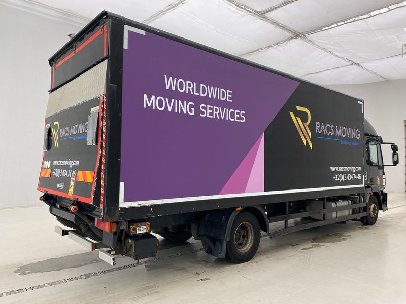 Iveco Eurocargo 140E28 - Lastbil med skåp: bild 4 Iveco Eurocargo 140E28 - Lastbil med skåp: bild 4