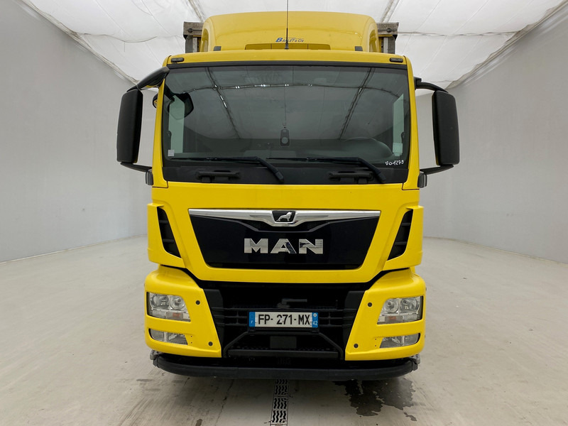 MAN TGS 18.320 - Kapellbil: bild 2 MAN TGS 18.320 - Kapellbil: bild 2