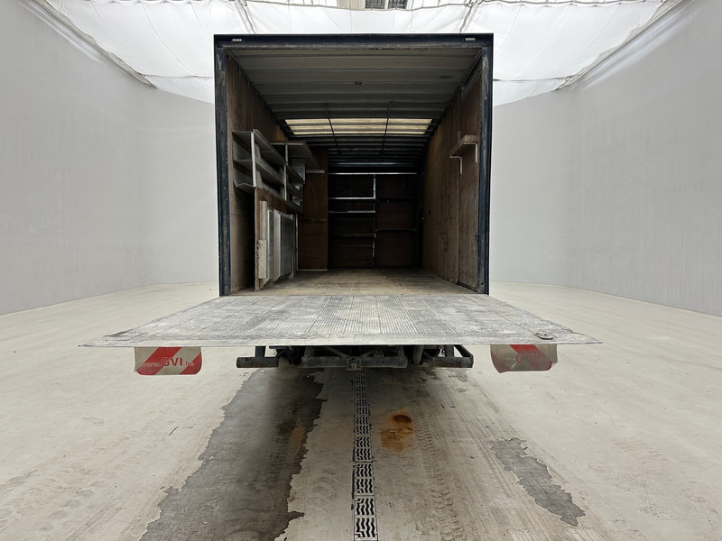 Mercedes-Benz Atego 1218 - Lastbil med skåp: bild 4 Mercedes-Benz Atego 1218 - Lastbil med skåp: bild 4