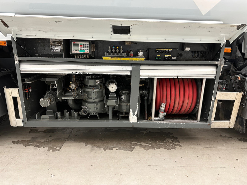 Renault Midlum 300 DXi - Tankbil: bild 4 Renault Midlum 300 DXi - Tankbil: bild 4