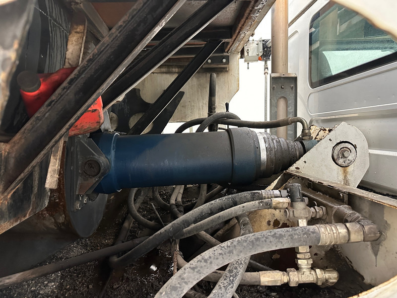 Renault Premium 370 - Tippbil lastbil: bild 4 Renault Premium 370 - Tippbil lastbil: bild 4