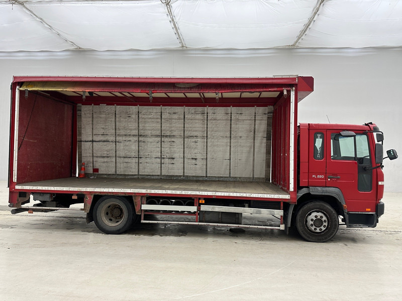Volvo FL 220 - Kapellbil: bild 4 Volvo FL 220 - Kapellbil: bild 4
