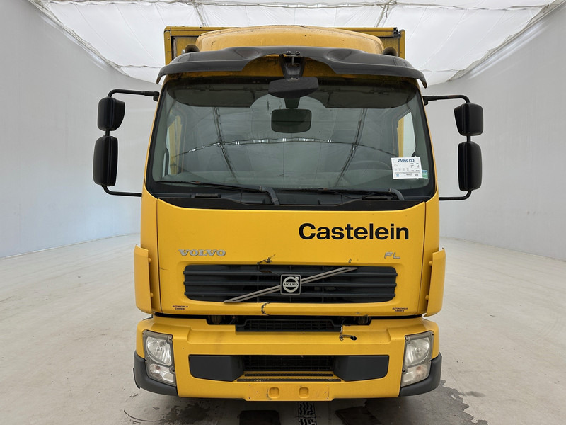 Volvo FL 240 - Lastbil med skåp: bild 2 Volvo FL 240 - Lastbil med skåp: bild 2