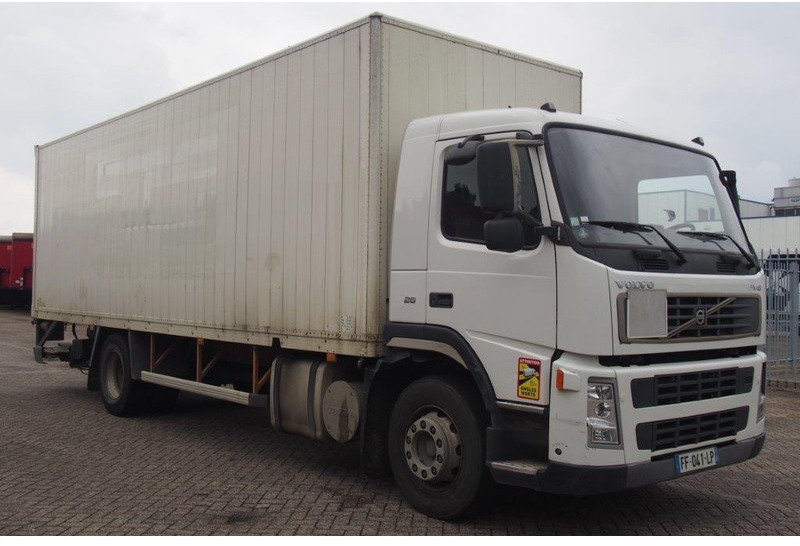 Volvo FM9.260 - Lastbil med skåp: bild 3 Volvo FM9.260 - Lastbil med skåp: bild 3