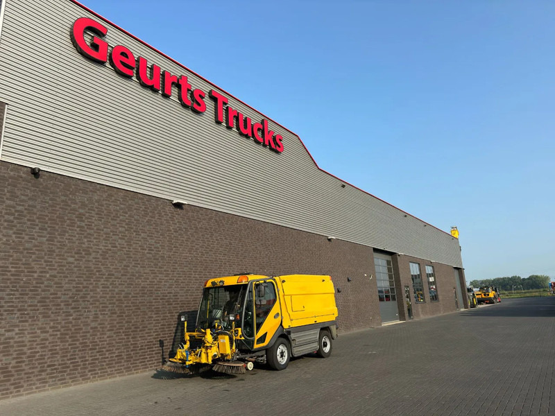 Johnston CX400 SWEEPING TRUCK/ KEHRMASCHINE/VEEGWAGEN/FAHRBAHNREINIGER - Industriell sopmaskin: bild 2 Johnston CX400 SWEEPING TRUCK/ KEHRMASCHINE/VEEGWAGEN/FAHRBAHNREINIGER - Industriell sopmaskin: bild 2