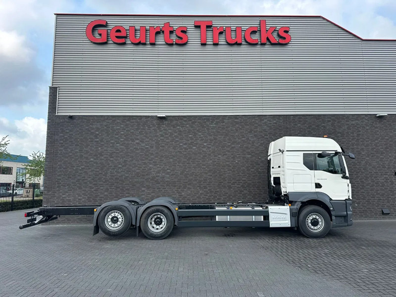 MAN TGS 26.520 6X2H-4 BL CH HYDRO DRIVE CHASSIS CABINE (NIEUW) - Chassi lastbil: bild 4 MAN TGS 26.520 6X2H-4 BL CH HYDRO DRIVE CHASSIS CABINE (NIEUW) - Chassi lastbil: bild 4