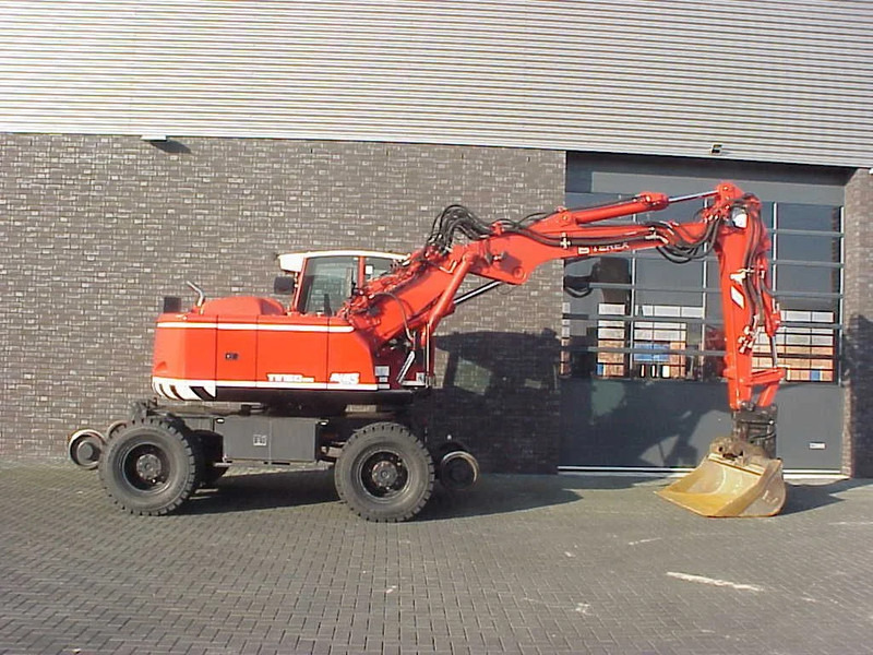 Terex TW 160 SR RAILWAY EXAVATOR - Grävmaskin på däck: bild 2 Terex TW 160 SR RAILWAY EXAVATOR - Grävmaskin på däck: bild 2