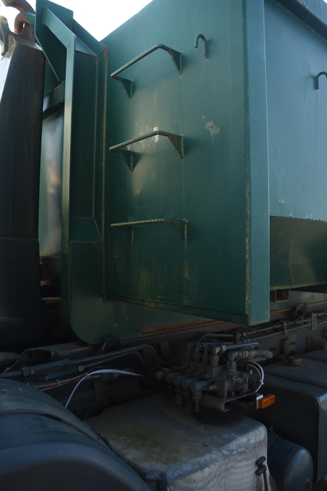 SCANIA P94 220 - Tippbil lastbil: bild 4 SCANIA P94 220 - Tippbil lastbil: bild 4