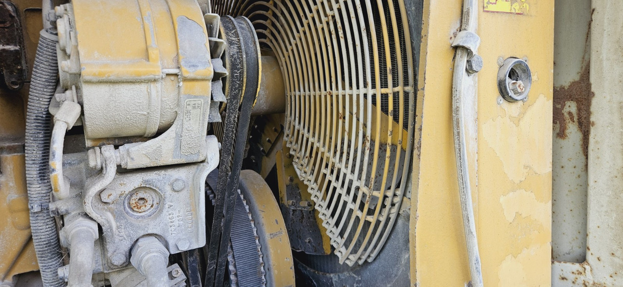 TAMROCK Ranger 500 - Styrbara borrmaskin: bild 5 TAMROCK Ranger 500 - Styrbara borrmaskin: bild 5