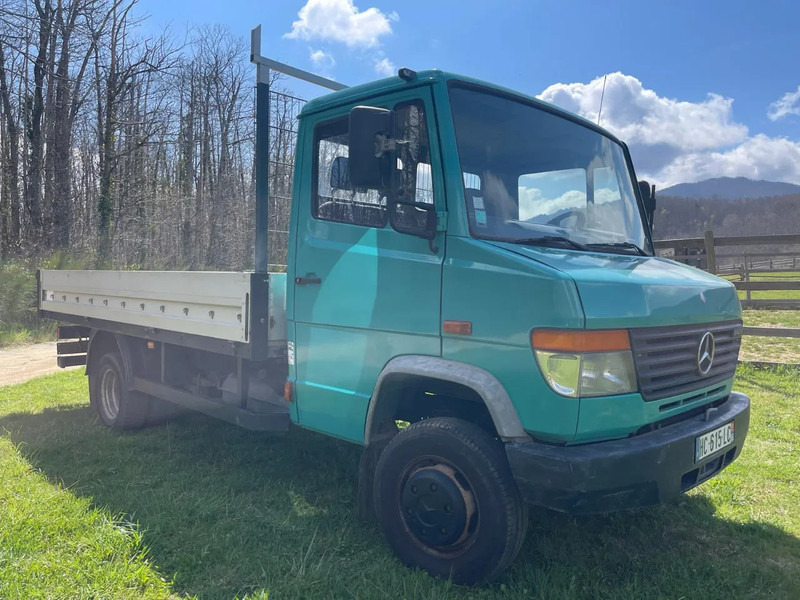 Mercedes-Benz 612 MANUEL gearbox - Lastbil med skåp: bild 3 Mercedes-Benz 612 MANUEL gearbox - Lastbil med skåp: bild 3