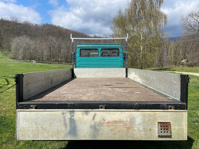 Mercedes-Benz 612 MANUEL gearbox - Lastbil med skåp: bild 4 Mercedes-Benz 612 MANUEL gearbox - Lastbil med skåp: bild 4