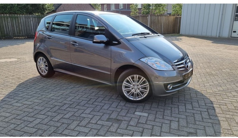 Mercedes-Benz A-Klasse A160 Automaat Elegance.airco.trekhaak. - Hatchback/ Halvkombi: bild 5 Mercedes-Benz A-Klasse A160 Automaat Elegance.airco.trekhaak. - Hatchback/ Halvkombi: bild 5