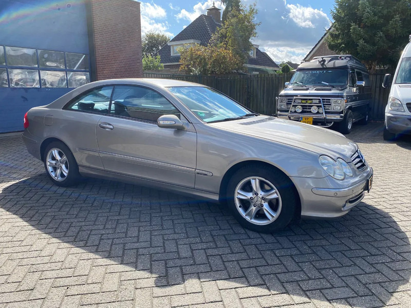 Mercedes-Benz CLK-Klasse C 200 KOMP. Autom. - Personbil: bild 2 Mercedes-Benz CLK-Klasse C 200 KOMP. Autom. - Personbil: bild 2