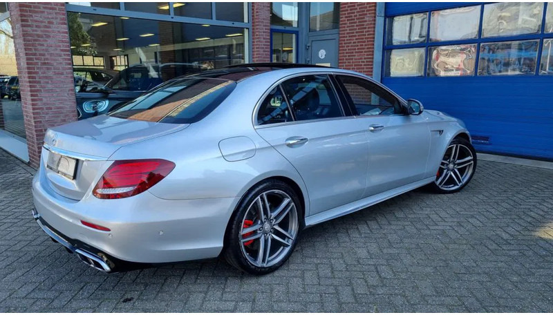 Mercedes-Benz E-Klasse 63 S, 4 Matic AMG..... Premium plus. - Sedan: bild 3 Mercedes-Benz E-Klasse 63 S, 4 Matic AMG..... Premium plus. - Sedan: bild 3