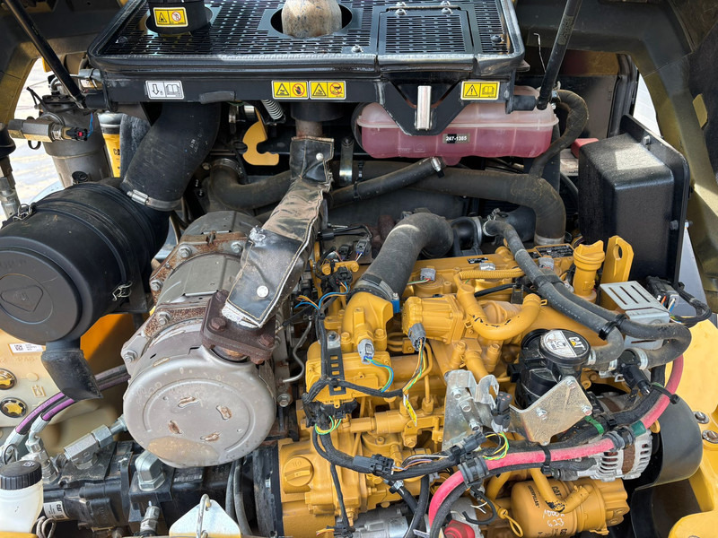 Hjullastare Caterpillar 908M: bild 17 Hjullastare Caterpillar 908M: bild 17