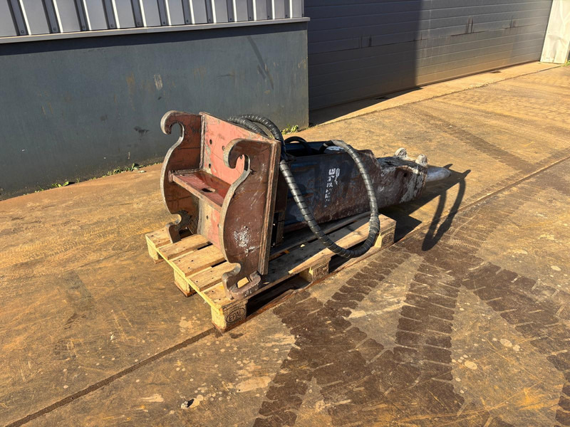 Hammer Mustang HM1000 CW40 - Hydraulisk hammare: bild 2 Hammer Mustang HM1000 CW40 - Hydraulisk hammare: bild 2