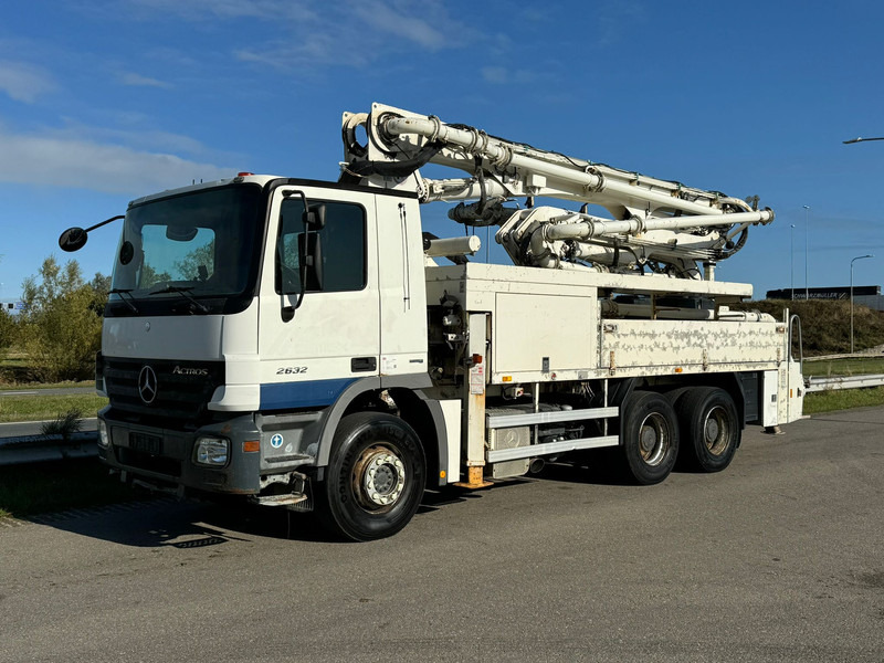 MERCEDESBENZ Actros 2632 6x4 with Putzmeister BSF 24-4 11 24m concrete pump - Betongpump: bild 1 MERCEDESBENZ Actros 2632 6x4 with Putzmeister BSF 24-4 11 24m concrete pump - Betongpump: bild 1