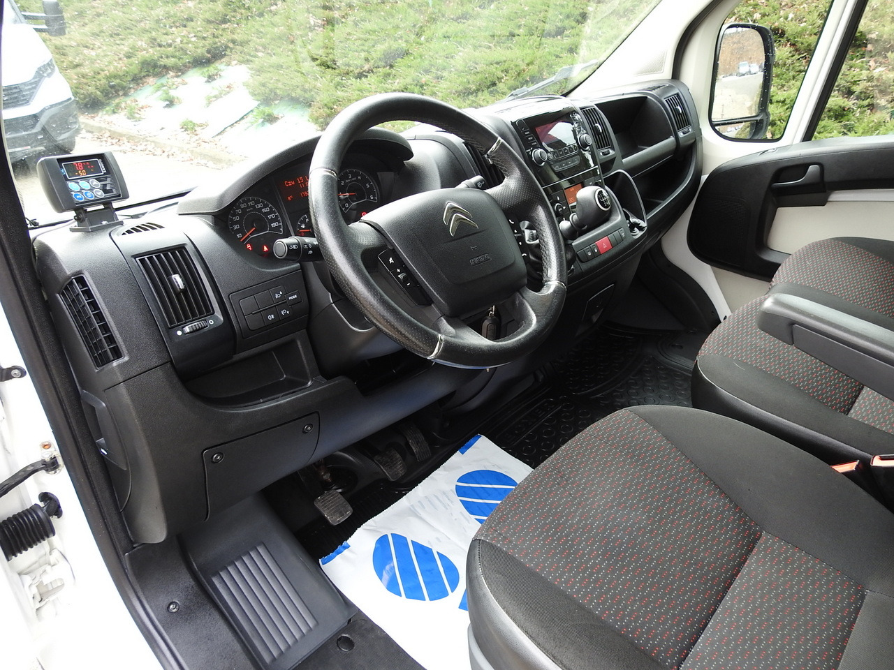 CITROEN JUMPER REFRIGERATOR VAN -5*C LED LIGHTS AIR CONDITIONING 130HP - Kylbil: bild 2 CITROEN JUMPER REFRIGERATOR VAN -5*C LED LIGHTS AIR CONDITIONING 130HP - Kylbil: bild 2