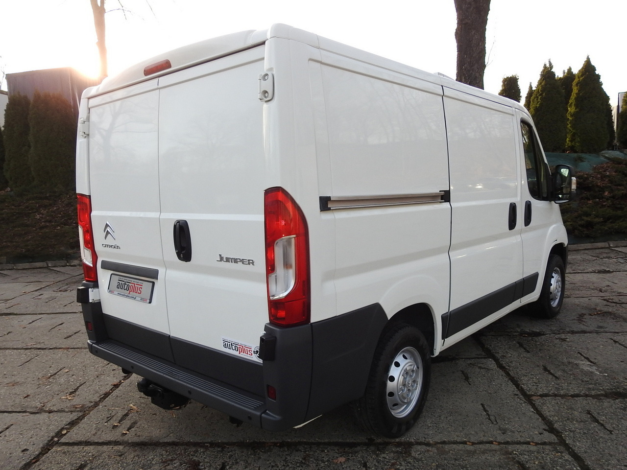 CITROEN JUMPER REFRIGERATOR VAN -5*C LED LIGHTS AIR CONDITIONING 130HP - Kylbil: bild 3 CITROEN JUMPER REFRIGERATOR VAN -5*C LED LIGHTS AIR CONDITIONING 130HP - Kylbil: bild 3