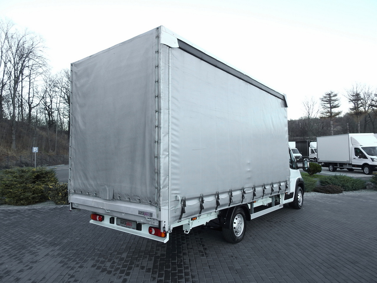CITROEN JUMPER TARPAULIN 10 PALLETS CRUISE CONTROL AIR CONDITIONING LED LIGHTS PNEUMATICS 165HP - Transportbil med kapell: bild 3 CITROEN JUMPER TARPAULIN 10 PALLETS CRUISE CONTROL AIR CONDITIONING LED LIGHTS PNEUMATICS 165HP - Transportbil med kapell: bild 3