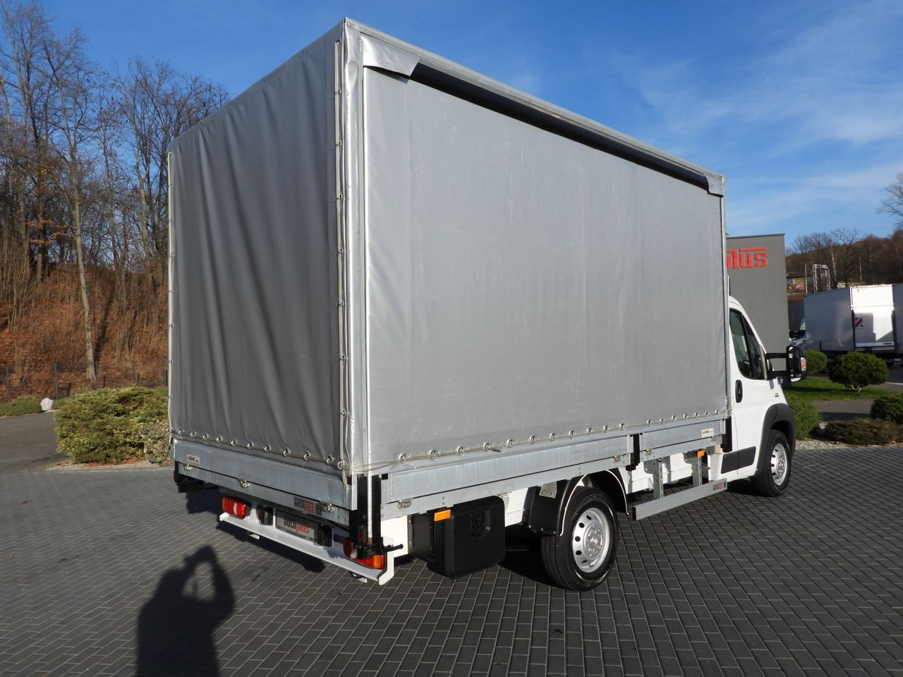 FIAT DUCATO TARPAULIN 8 PALLETS CRUISE CONTROL LED LIGHTS AIR CONDITIONING 180HP - Transportbil med kapell: bild 3 FIAT DUCATO TARPAULIN 8 PALLETS CRUISE CONTROL LED LIGHTS AIR CONDITIONING 180HP - Transportbil med kapell: bild 3