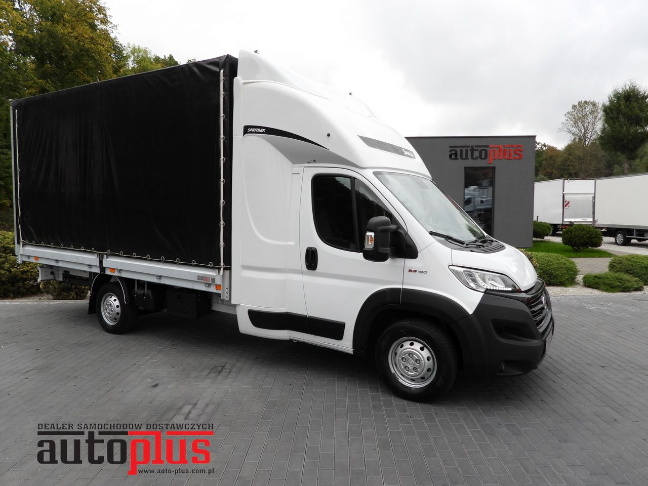 FIAT DUCATO TARPAULIN 9 PALLETS CRUISE CONTROL LED LIGHTS PNEUMATICS AIR CONDITIONING 180HP - Transportbil med kapell: bild 1 FIAT DUCATO TARPAULIN 9 PALLETS CRUISE CONTROL LED LIGHTS PNEUMATICS AIR CONDITIONING 180HP - Transportbil med kapell: bild 1