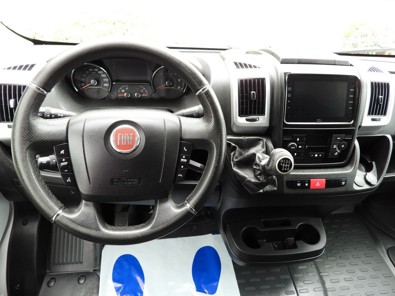 FIAT DUCATO TARPAULIN 9 PALLETS CRUISE CONTROL LED LIGHTS PNEUMATICS AIR CONDITIONING 180HP - Transportbil med kapell: bild 2 FIAT DUCATO TARPAULIN 9 PALLETS CRUISE CONTROL LED LIGHTS PNEUMATICS AIR CONDITIONING 180HP - Transportbil med kapell: bild 2