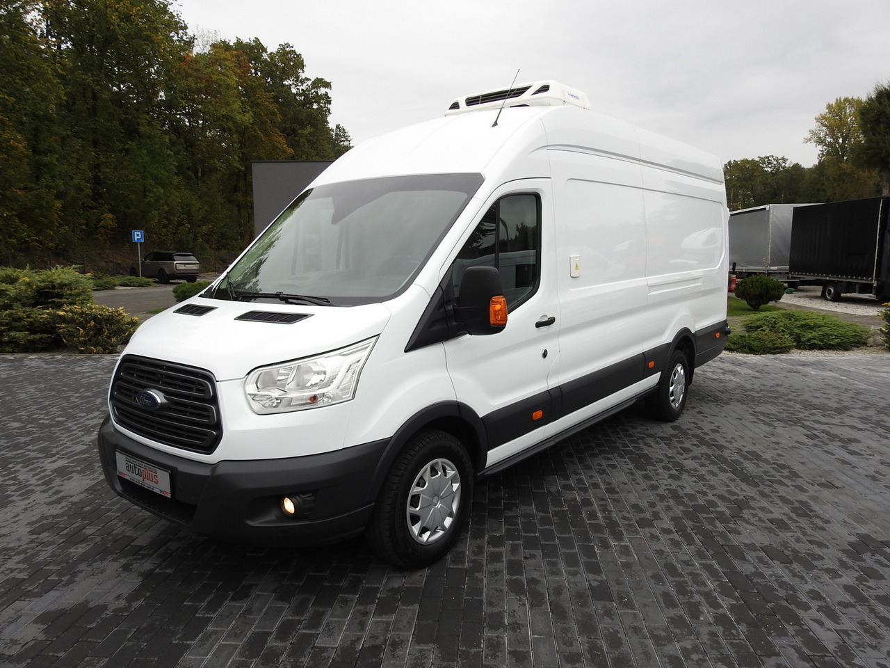 Kylbil FORD TRANSIT REFRIGERATOR VAN 0*C HEATING FUNCTION POWER SUPPLY 230V CRUISE CONTROL NAVIGATION AIR CONDITIONING LED LIGHTS 130HP: bild 18 Kylbil FORD TRANSIT REFRIGERATOR VAN 0*C HEATING FUNCTION POWER SUPPLY 230V CRUISE CONTROL NAVIGATION AIR CONDITIONING LED LIGHTS 130HP: bild 18