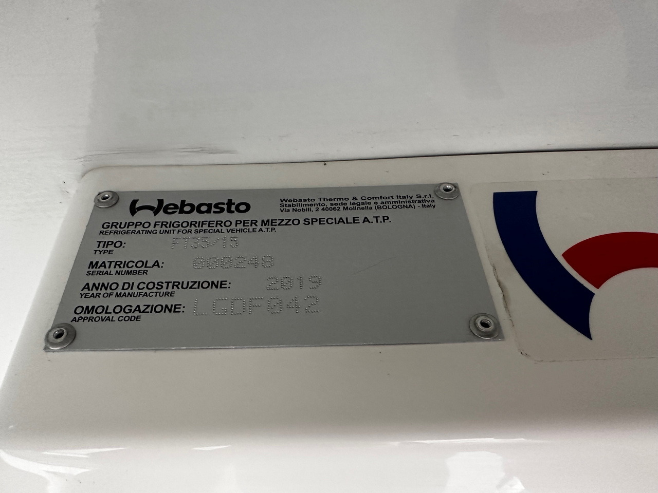 Kylbil FORD TRANSIT REFRIGERATOR VAN 0*C HEATING FUNCTION POWER SUPPLY 230V CRUISE CONTROL NAVIGATION AIR CONDITIONING LED LIGHTS 130HP: bild 26 Kylbil FORD TRANSIT REFRIGERATOR VAN 0*C HEATING FUNCTION POWER SUPPLY 230V CRUISE CONTROL NAVIGATION AIR CONDITIONING LED LIGHTS 130HP: bild 26