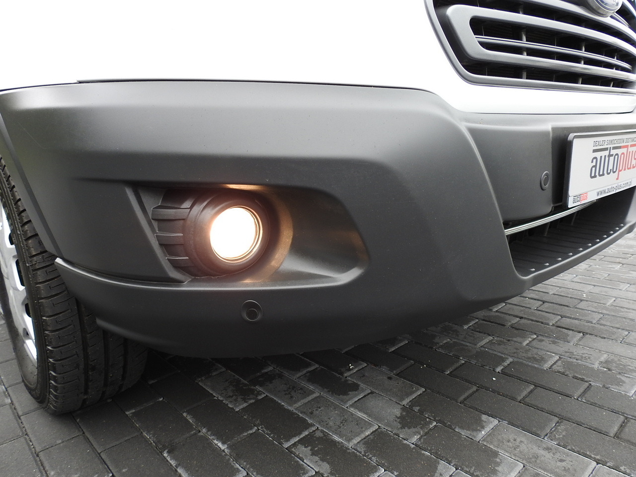 Kylbil FORD TRANSIT REFRIGERATOR VAN 0*C HEATING FUNCTION POWER SUPPLY 230V CRUISE CONTROL NAVIGATION AIR CONDITIONING LED LIGHTS 130HP: bild 21 Kylbil FORD TRANSIT REFRIGERATOR VAN 0*C HEATING FUNCTION POWER SUPPLY 230V CRUISE CONTROL NAVIGATION AIR CONDITIONING LED LIGHTS 130HP: bild 21