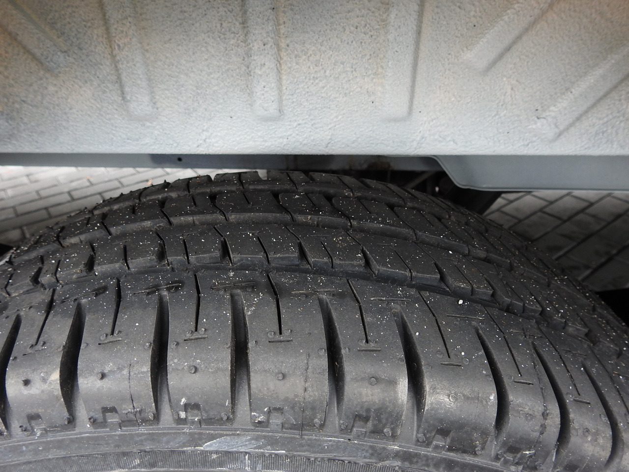 Kylbil FORD TRANSIT REFRIGERATOR VAN 0*C HEATING FUNCTION POWER SUPPLY 230V CRUISE CONTROL NAVIGATION AIR CONDITIONING LED LIGHTS 130HP: bild 33 Kylbil FORD TRANSIT REFRIGERATOR VAN 0*C HEATING FUNCTION POWER SUPPLY 230V CRUISE CONTROL NAVIGATION AIR CONDITIONING LED LIGHTS 130HP: bild 33