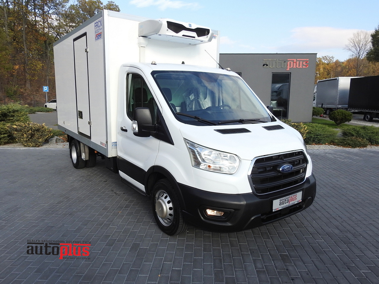 FORD TRANSIT REGRIGERATOR BOX -10*C POWER SUPPLY 230V CRUISE CONTROL AIR CONDITIONING LED LIGHTS PNEUMATICS TWIN WHEELS 130HP - Kylbil: bild 1 FORD TRANSIT REGRIGERATOR BOX -10*C POWER SUPPLY 230V CRUISE CONTROL AIR CONDITIONING LED LIGHTS PNEUMATICS TWIN WHEELS 130HP - Kylbil: bild 1